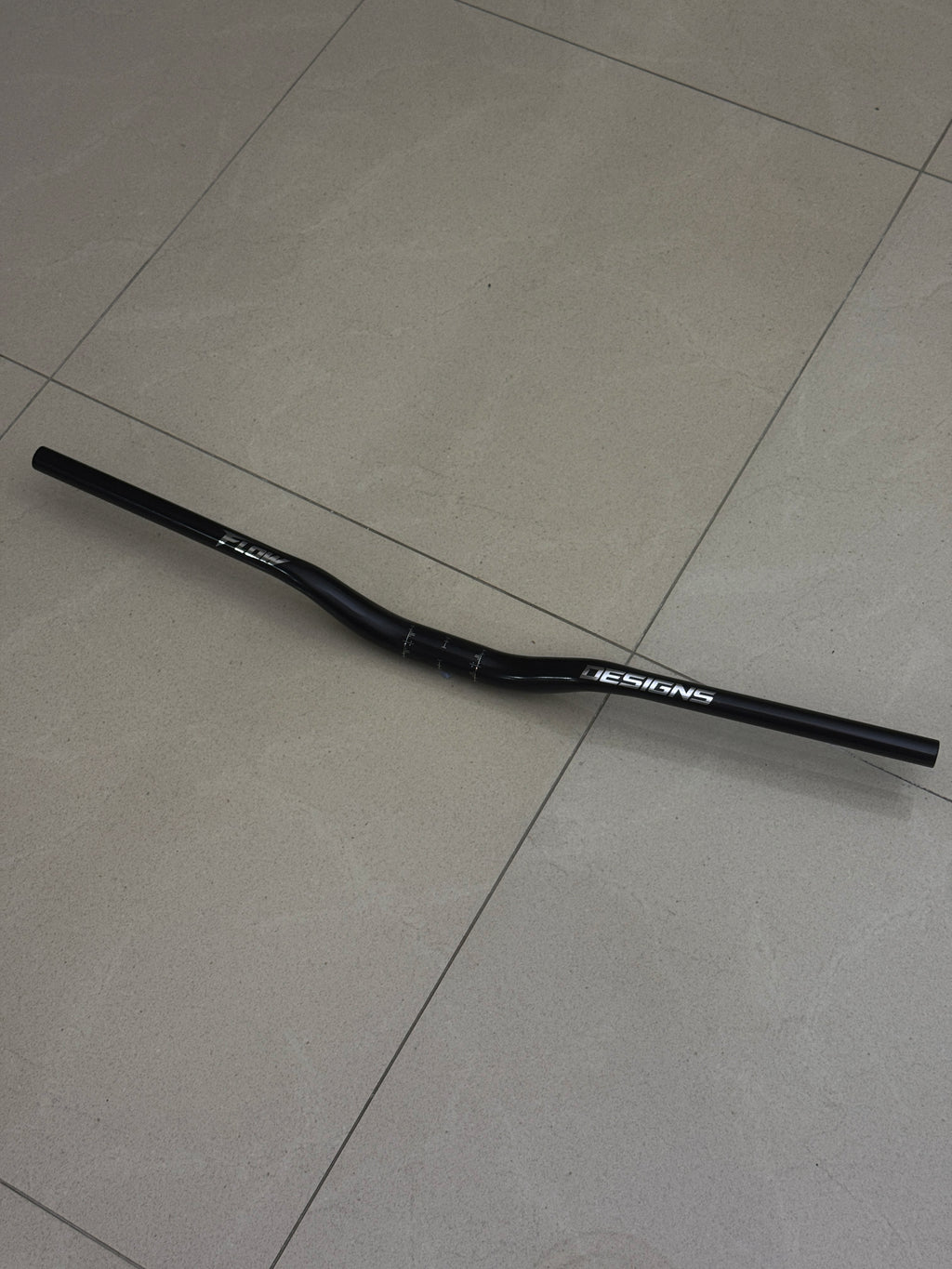 Flow designs V1 bars (Glossy black)
